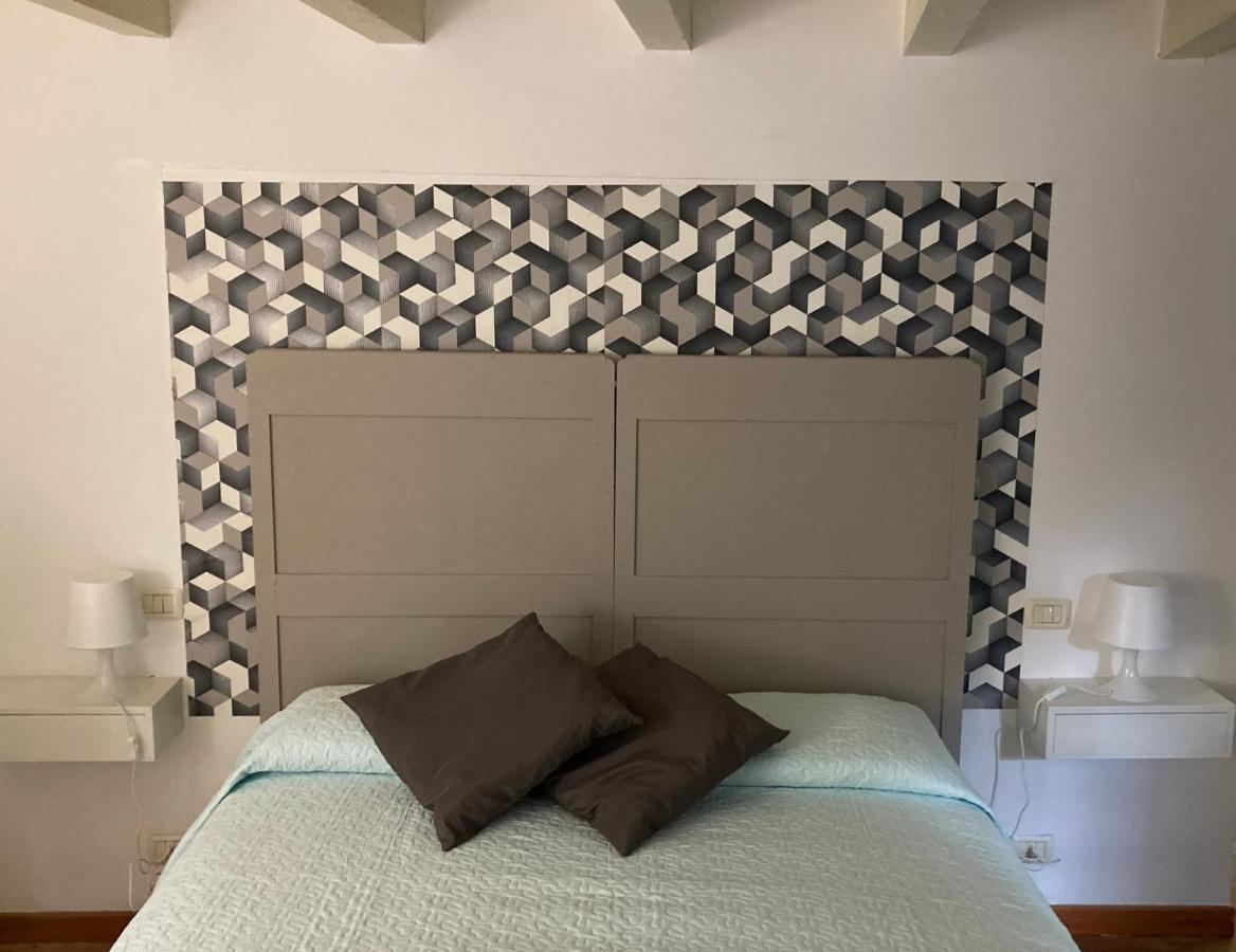 Apartmán Casapiedicastello Castelnuovo del Garda Exteriér fotografie
